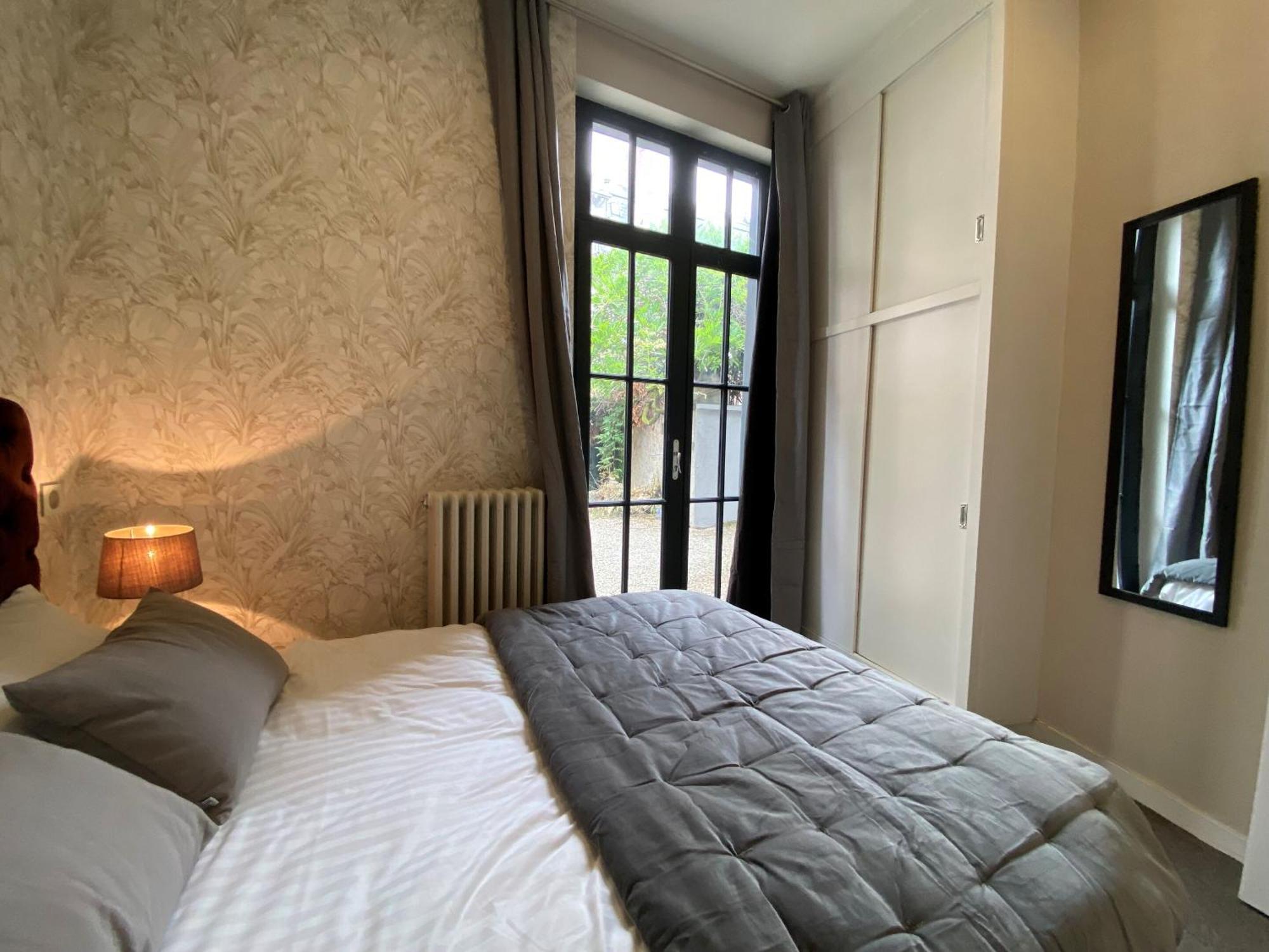 La Villa Beaupeyrat - Apparthotels De Charme Dans Batisse De Caractere A 400M Du Coeur De Ville De Limoges Camera foto