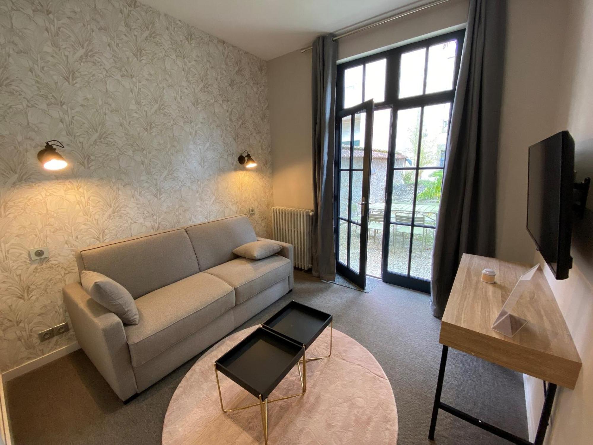 La Villa Beaupeyrat - Apparthotels De Charme Dans Batisse De Caractere A 400M Du Coeur De Ville De Limoges Camera foto