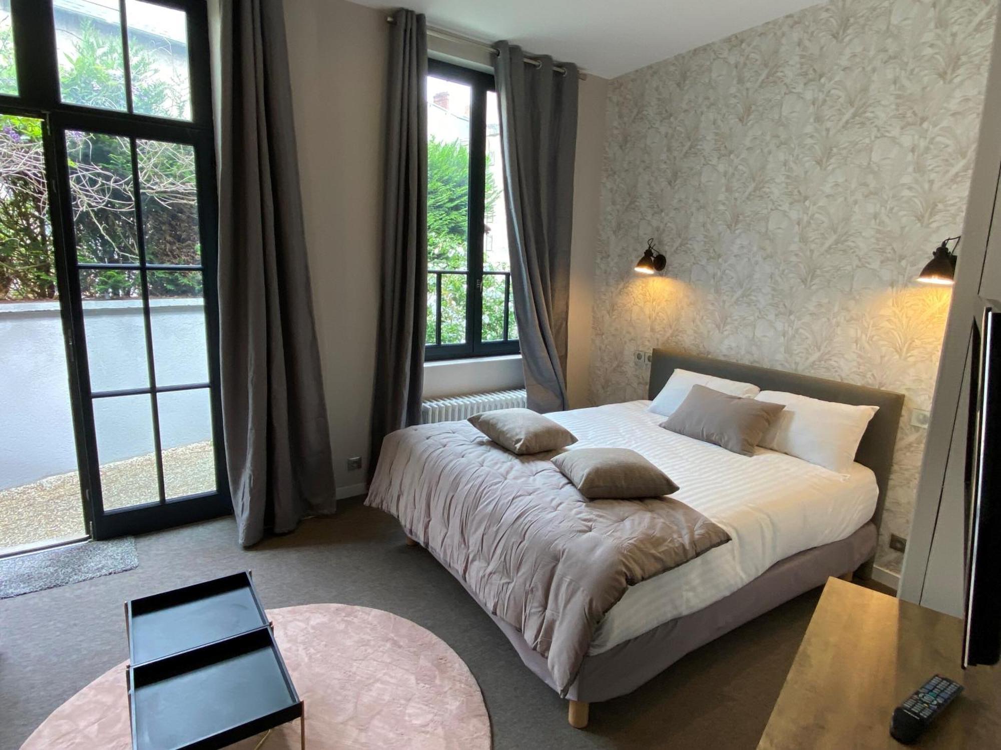 La Villa Beaupeyrat - Apparthotels De Charme Dans Batisse De Caractere A 400M Du Coeur De Ville De Limoges Camera foto